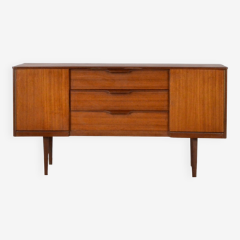 Autinsuite teak sideboard