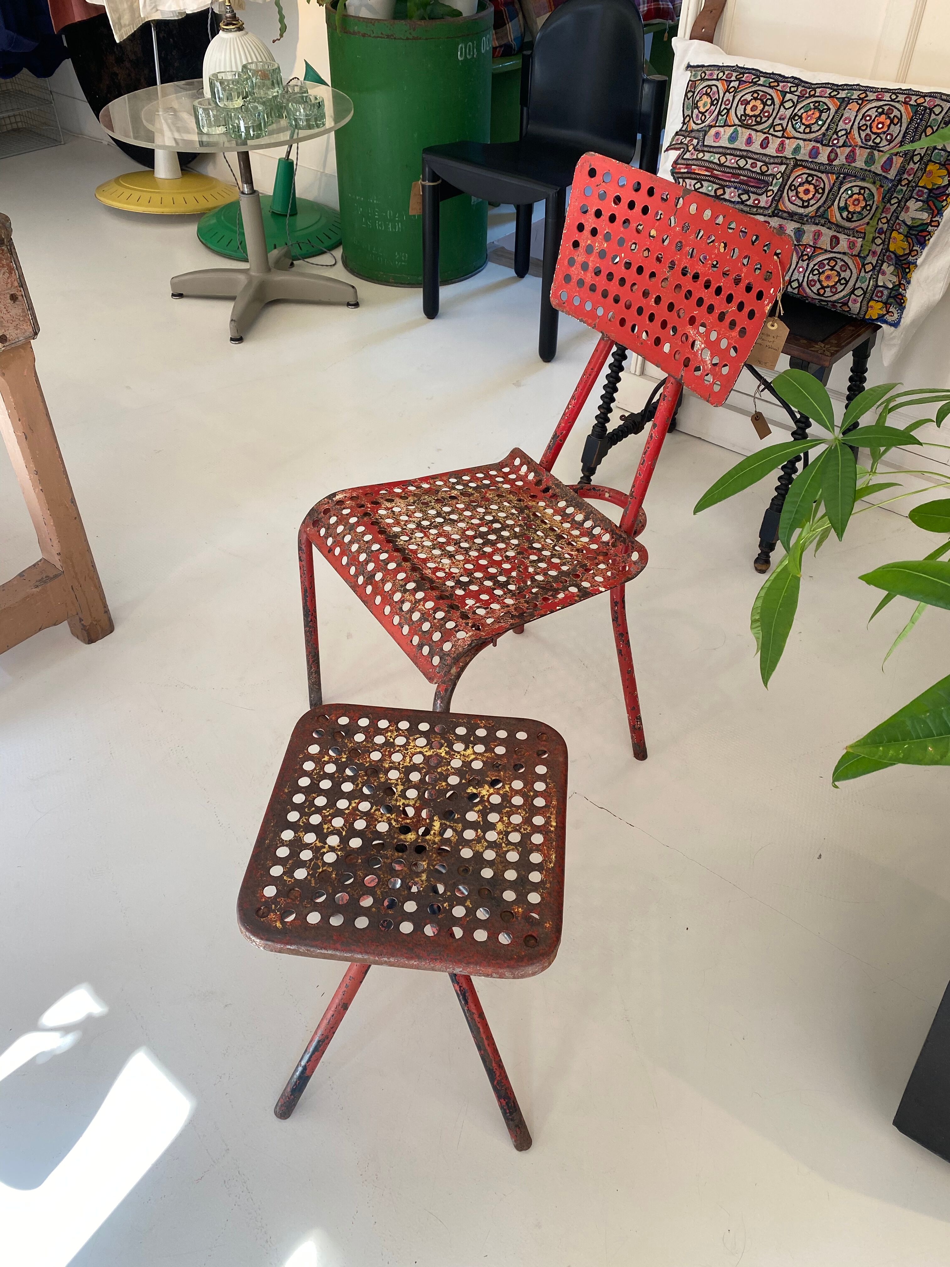 Antique chair by René malaval with its table