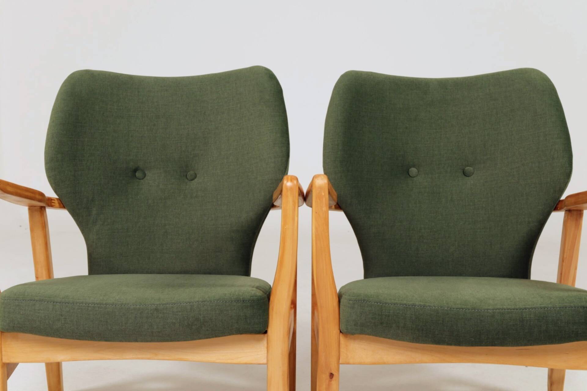 Pair of longue chairs royal green velvet by Ikea