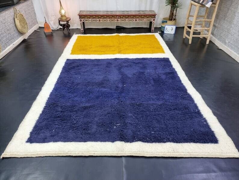 Traditional handmade wool azilal rug 250cmx150cm