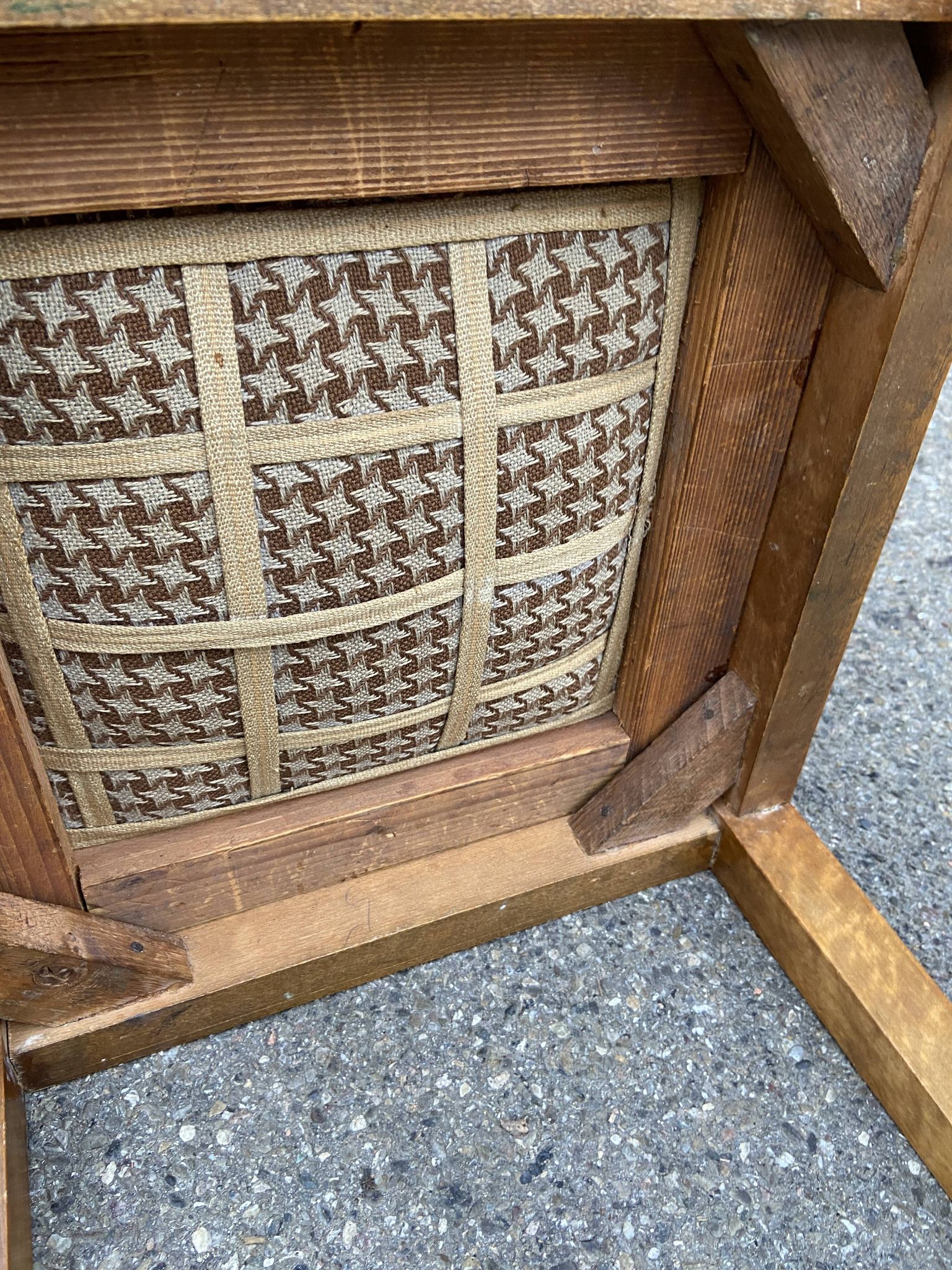 Tabouret style Louis XVI tapisserie vintage