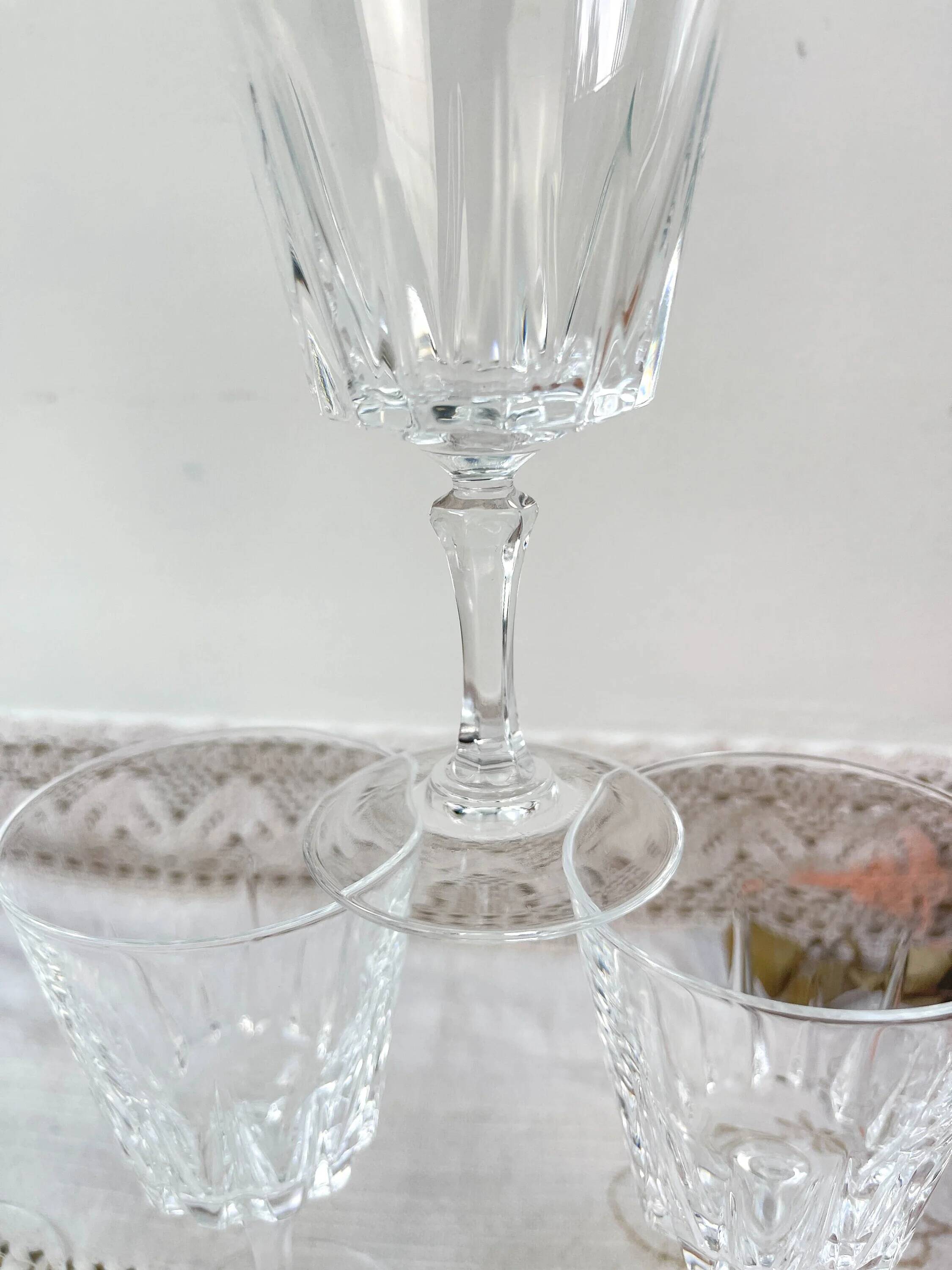 6 white wine glasses Cristal D'Arques model Versailles