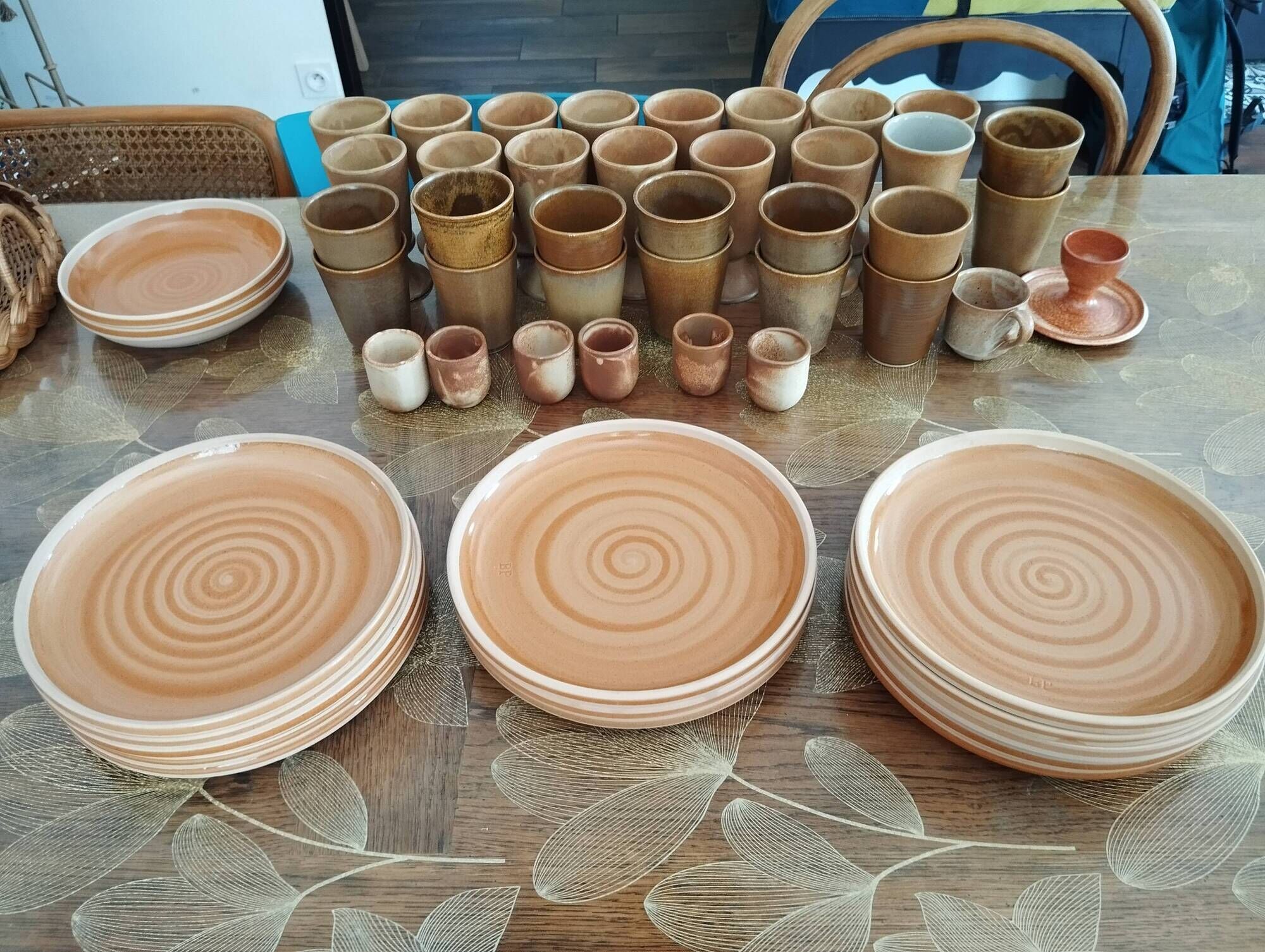 Set of stoneware dishes