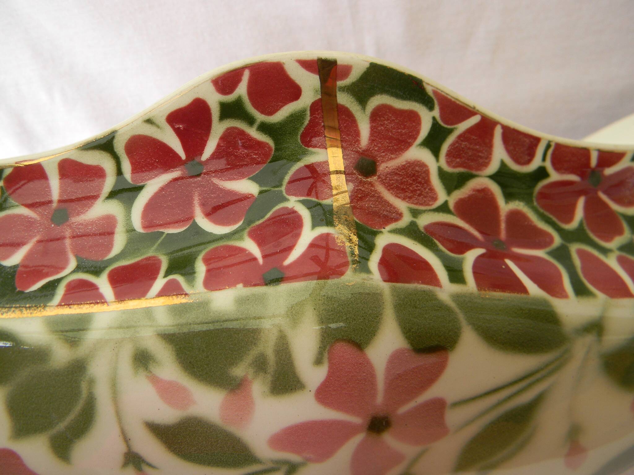 Earthenware planter KG LUNEVILLE. Pervenche model.