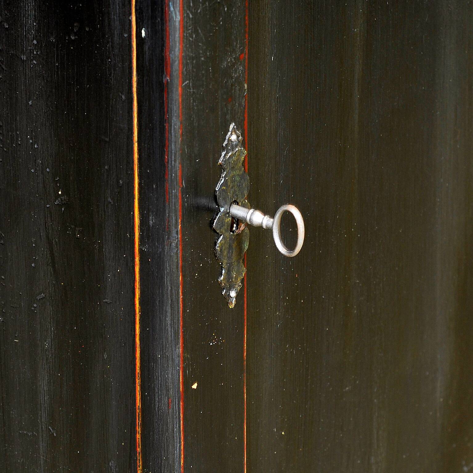 Solid pine cabinet, 1930s