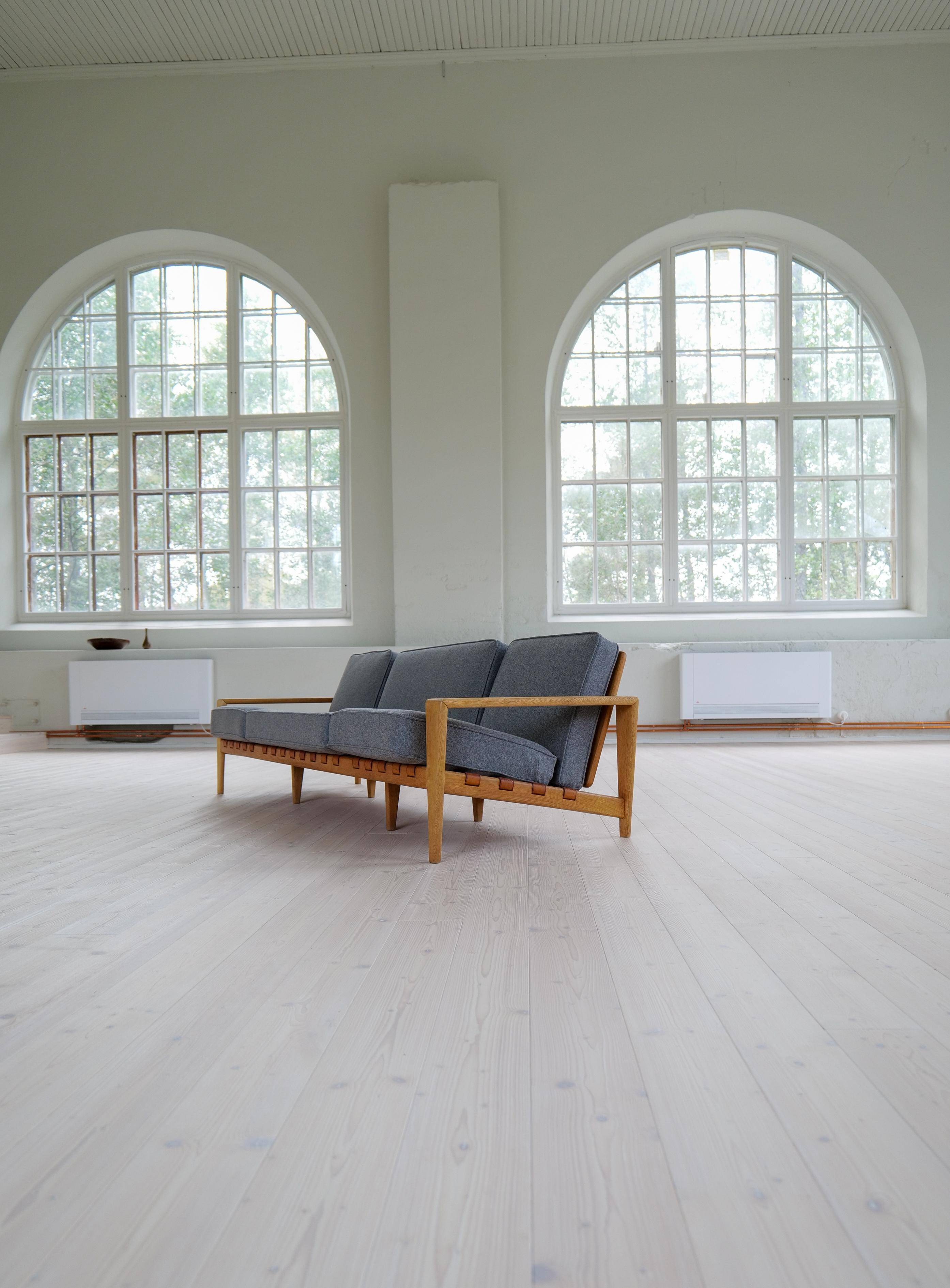 Large 1960s "Bodö" canapé in oak, leather and wool, Svante Skogh, Sweden