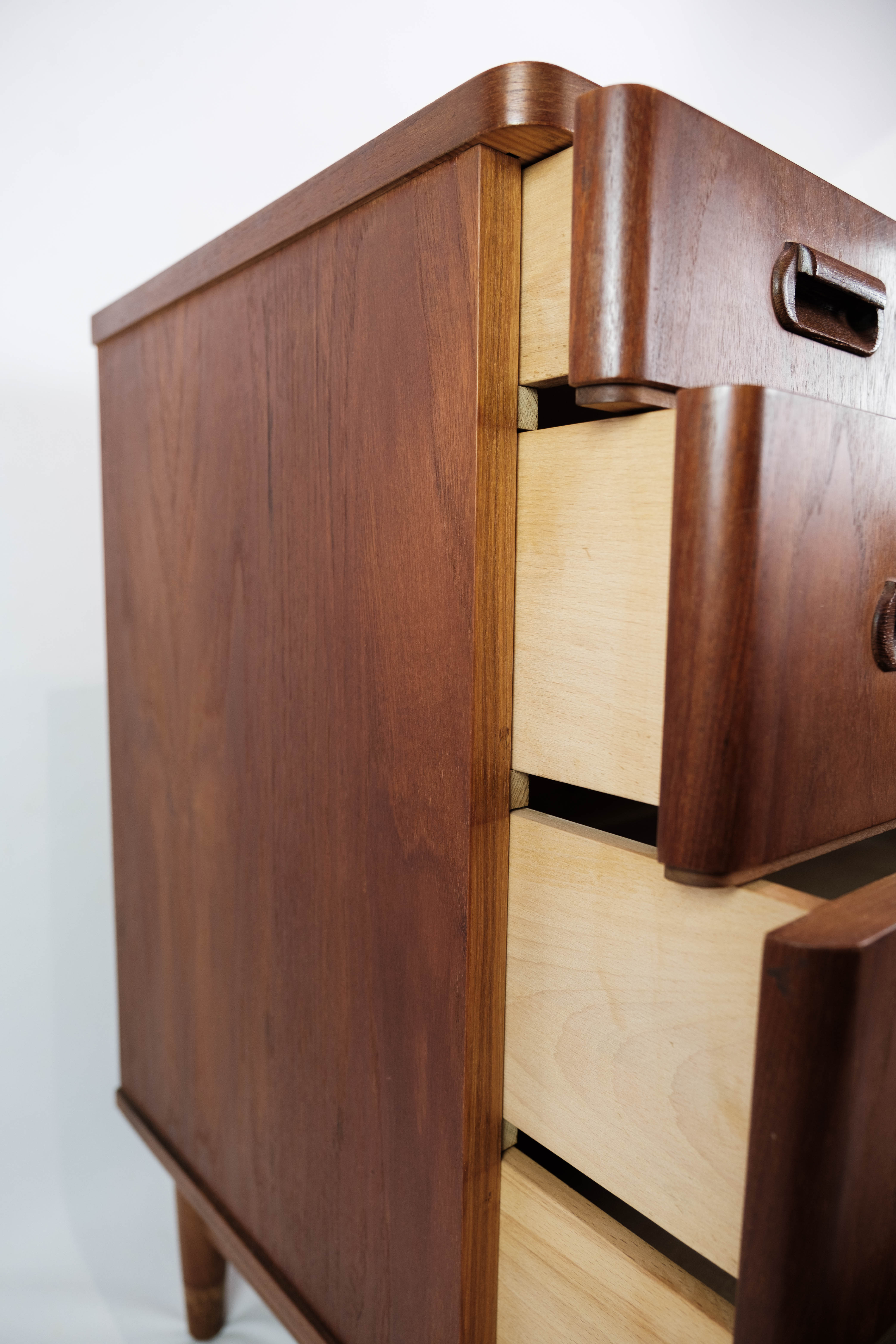 Chest of drawers in teak with four drawers, of Danish design, 1960s