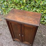 Small cabinet with 2 doors