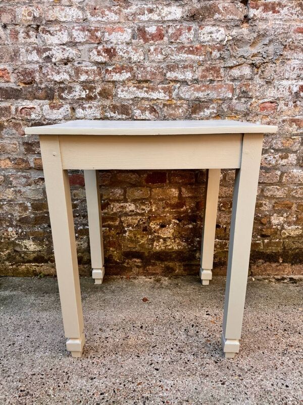 Table d’appoint, petit bureau revisité