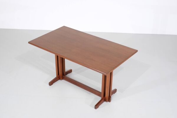 Table manger par Ilmari Tapiovaara  pour la Permanente di Cantù - 1960s