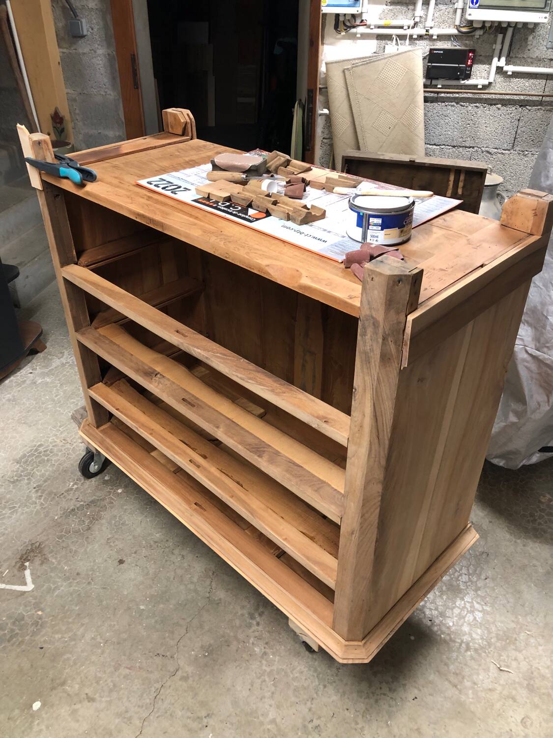 Antique walnut chest of drawers
