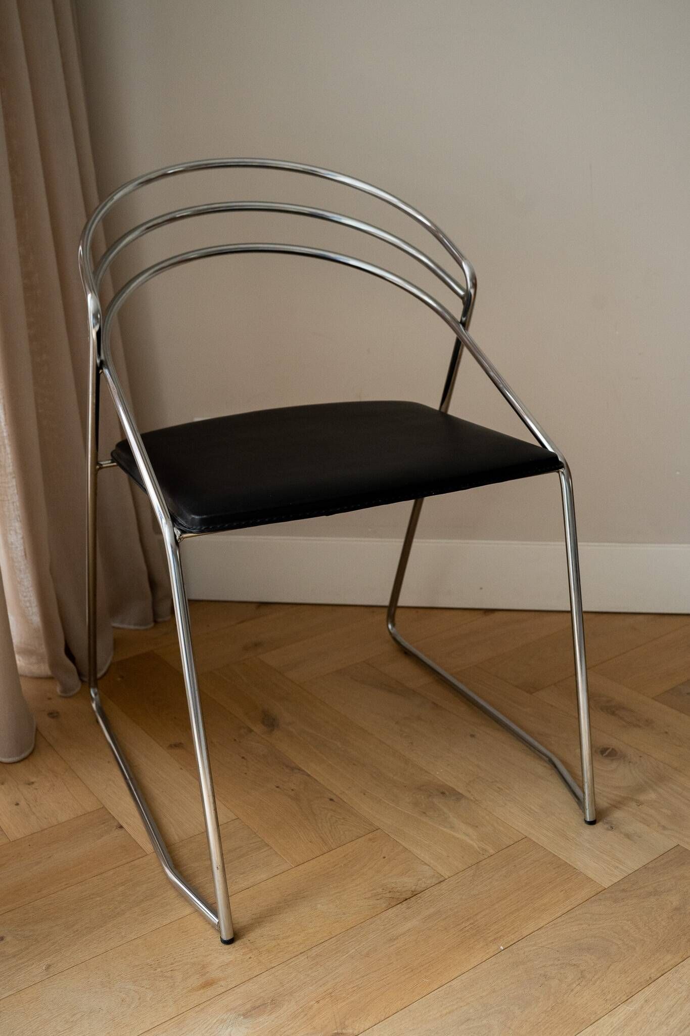 2 Vintage Design 80s Stylistic Wire Steel Chairs Chrome