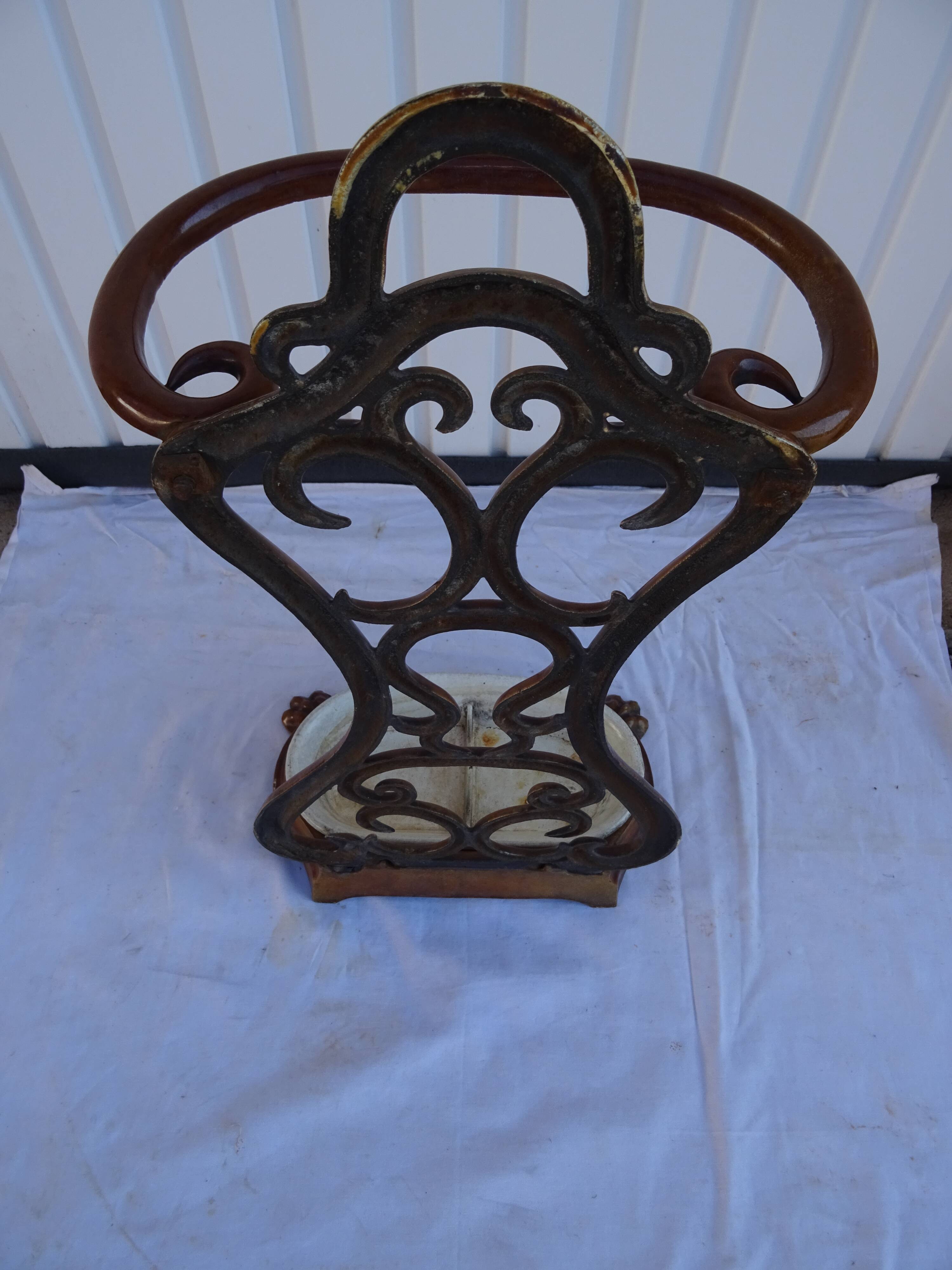 Audemar Guyon bistro enameled cast iron umbrella stand in Dole Jura France