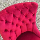 Red velvet toad chair