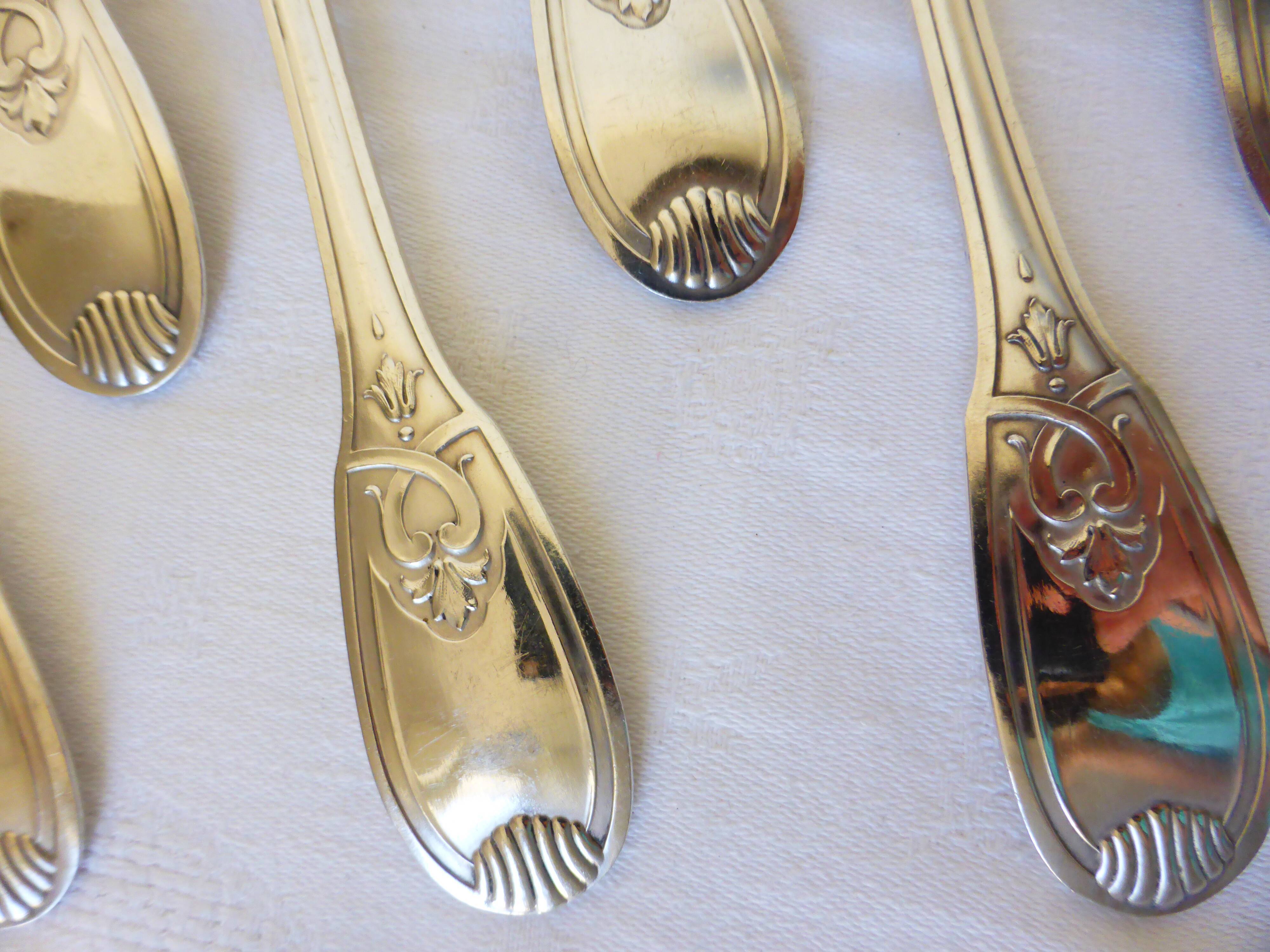 12 Grandes Cuillères à Soupe Guildart – Métal Argenté – Occasion – Lot