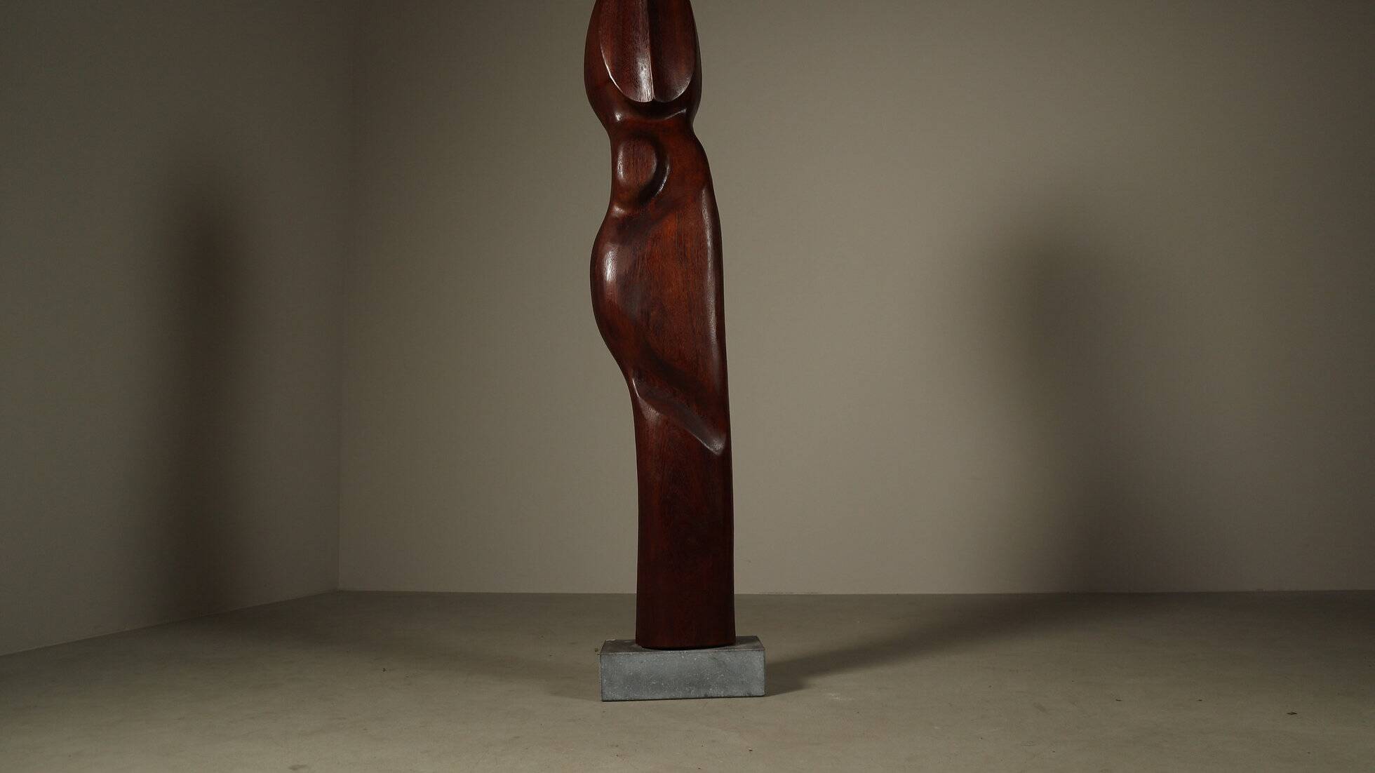 Monumental Afzelia wood sculpture by Begga d’Haese, Belgium, c. 1985