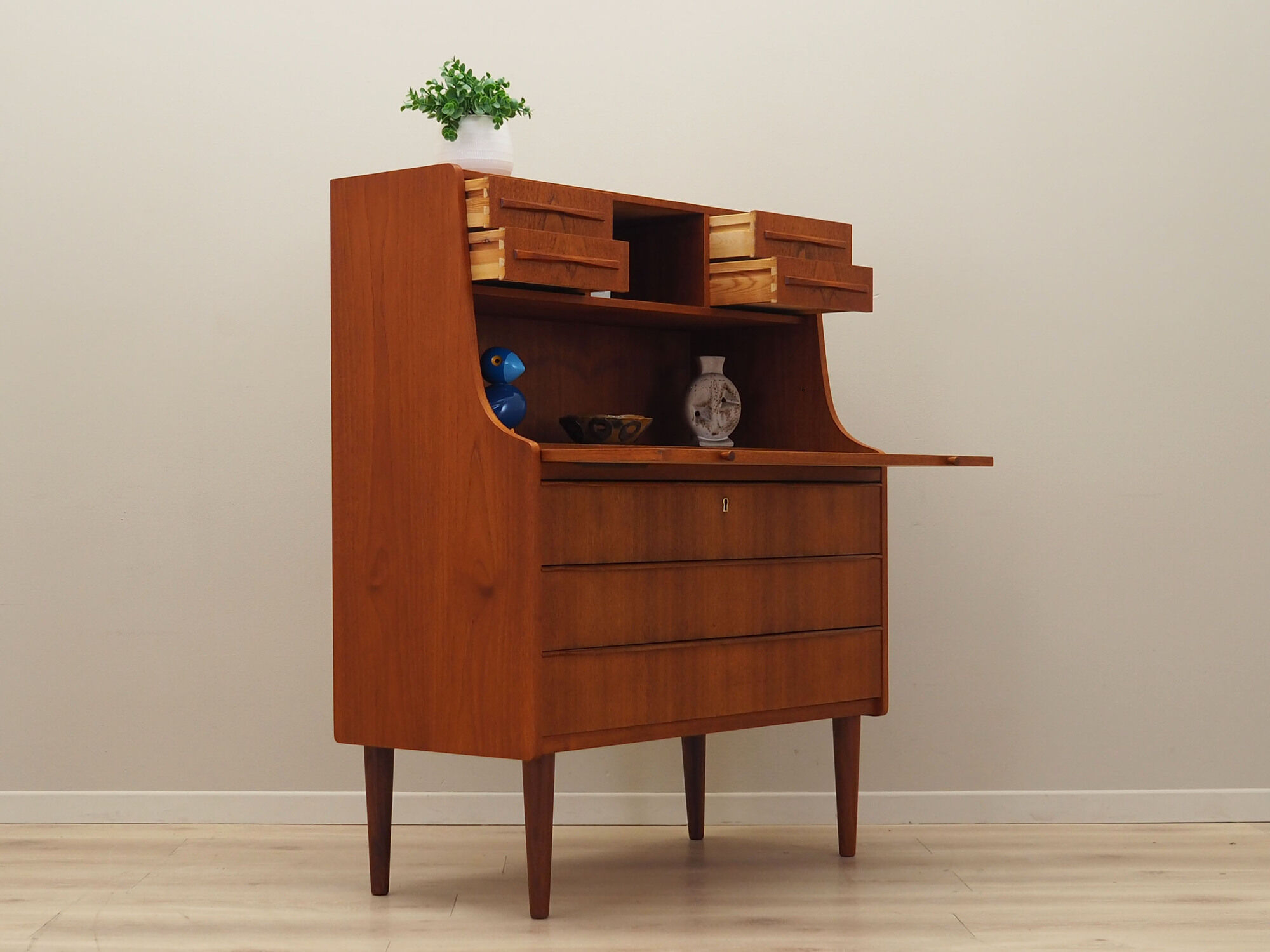 Secrétaire en teck, design danois, années 1970, production: Danemark