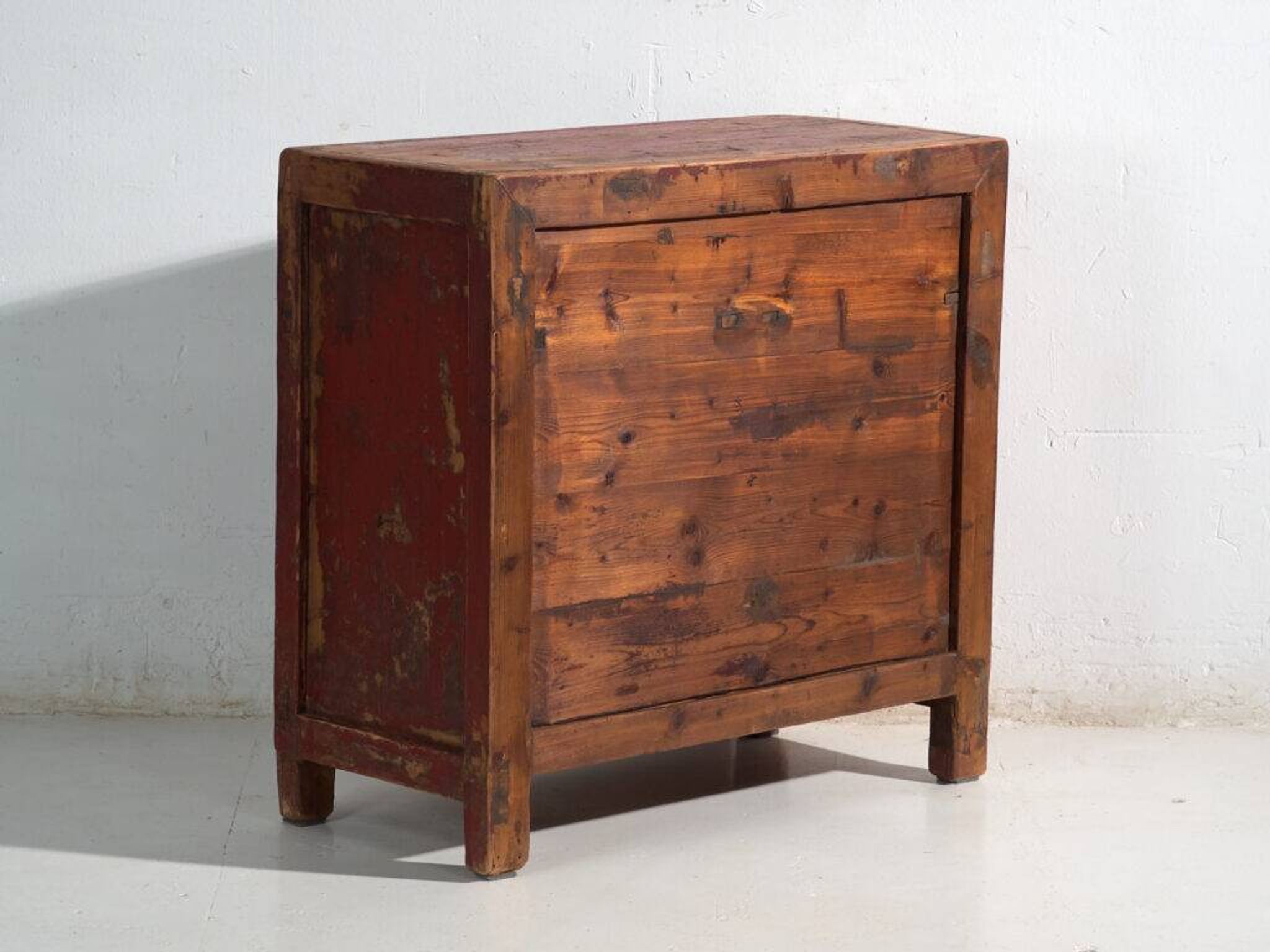 Antique pine sideboard with original red paint – China, circa 1920
