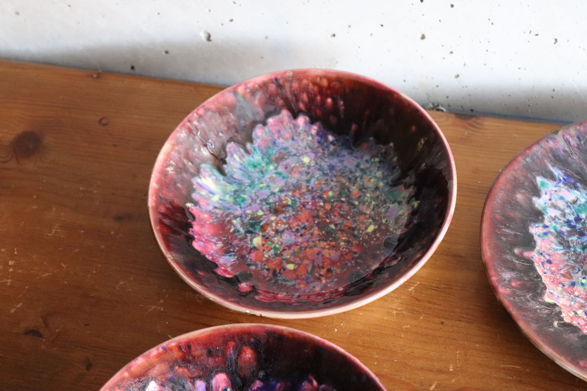 6 Morvan ceramic plates