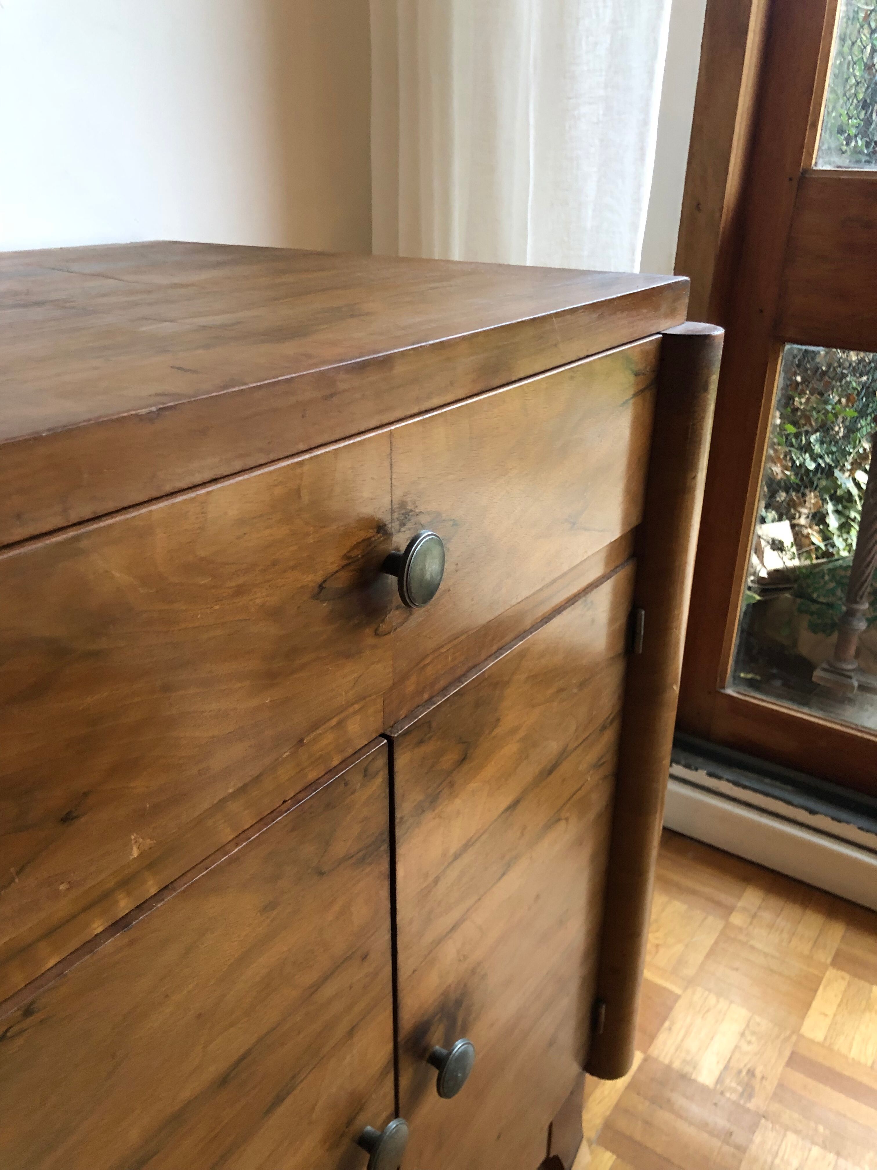 Art deco sideboard in walnut veneer