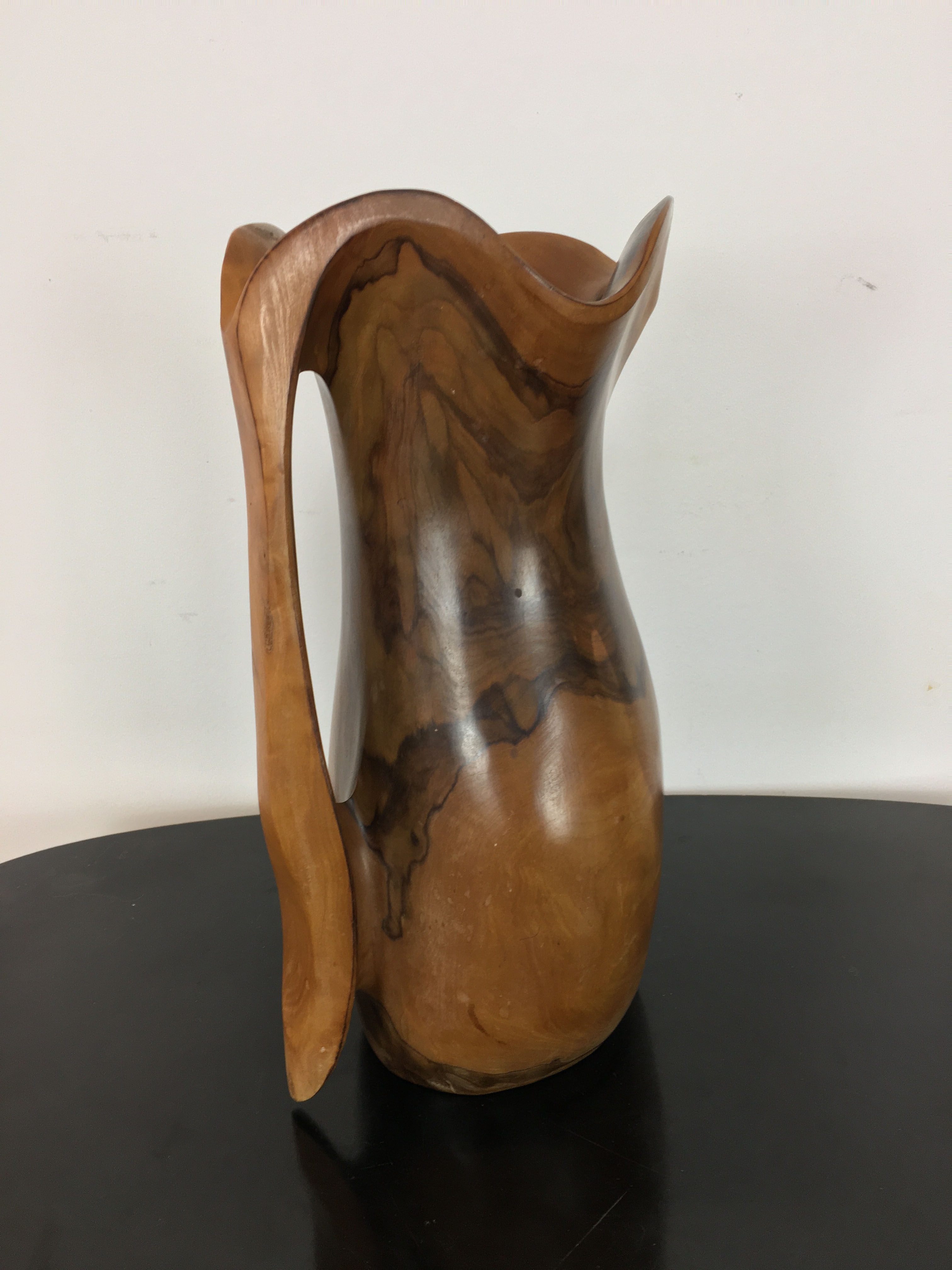 Olive wood pitcher 29cm