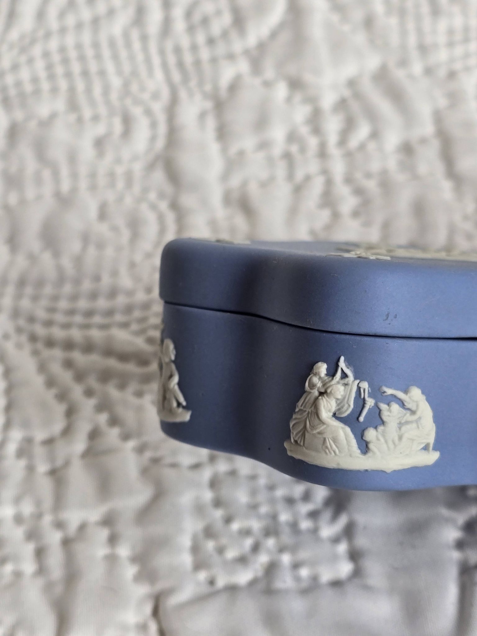 Service thé Wedgwood en biscuit bleu et blanc