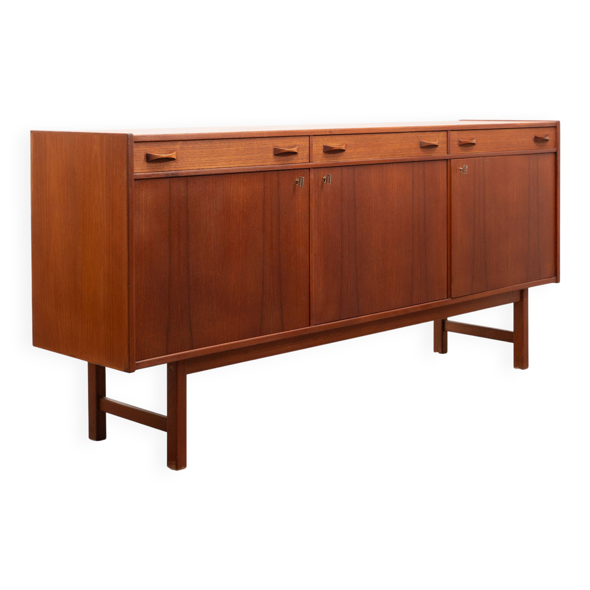 1960s teak sideboard. Manufacturer: Ulferts, Tibro Sweden, restored