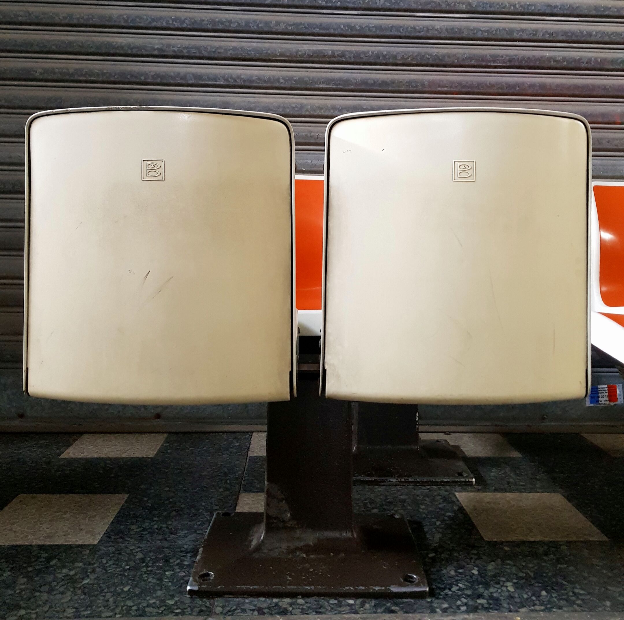 Suite of 4 double vintage bowling seats, 2 seats - brunswick - glass fibre - 1950