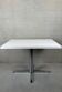 Table vintage en formica et chrome
