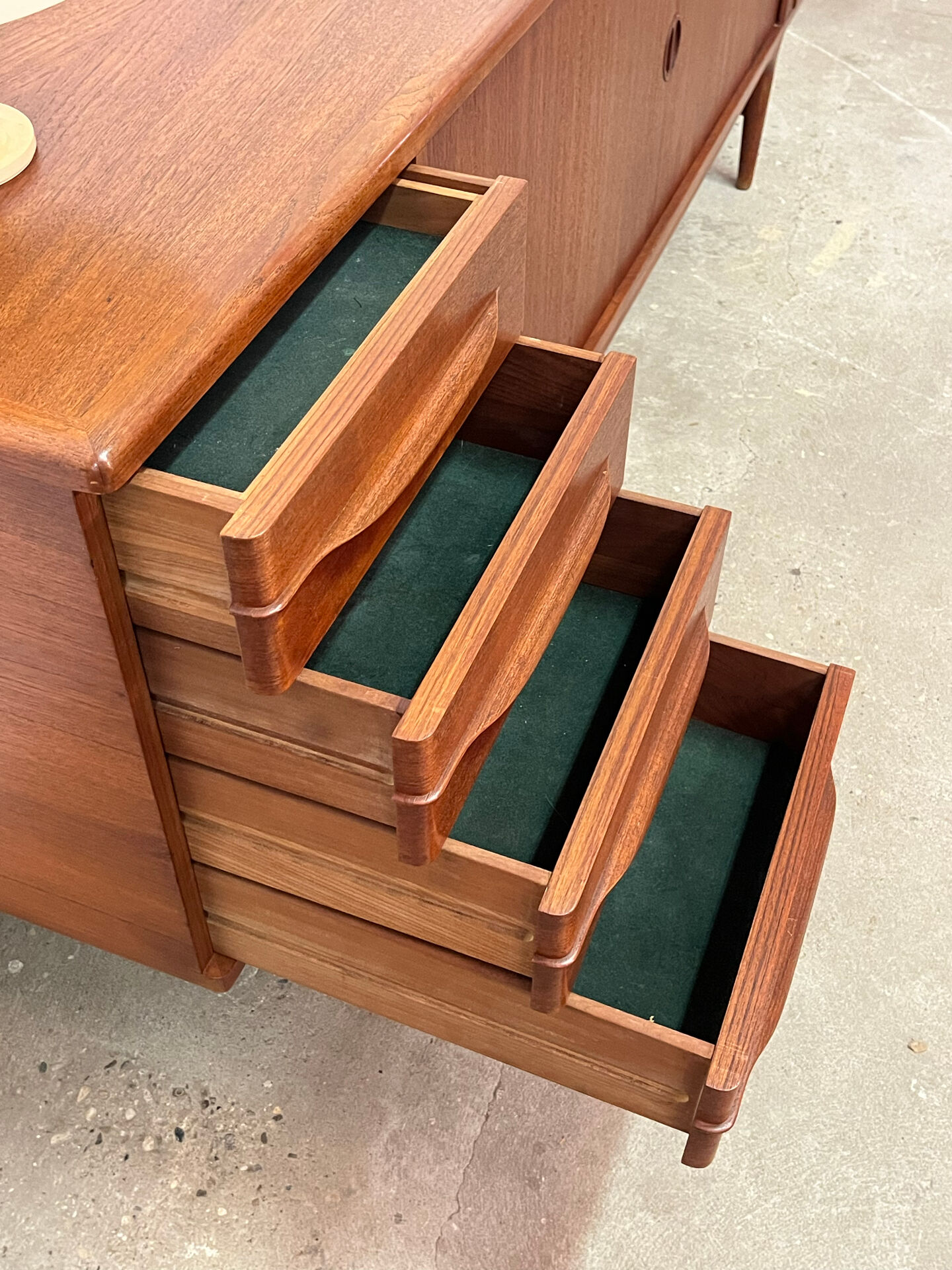 Teak enfilade U15 Johannes Andersen