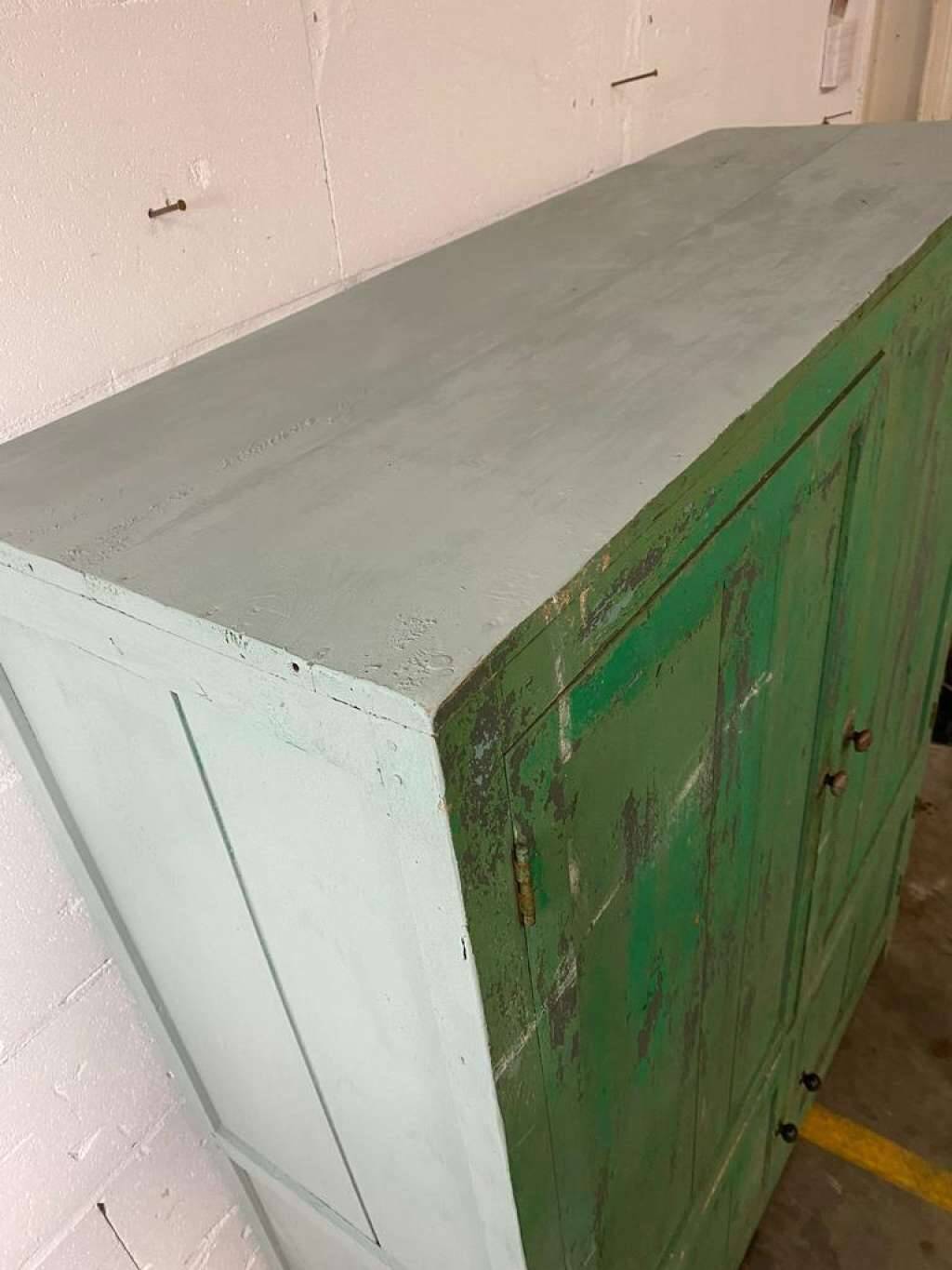 Armoire / placard / armoire brocante vintage vert menthe