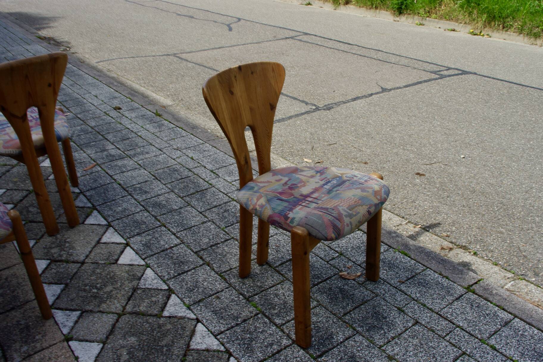 Set of 4 vintage swedish solid pine chairs 1960