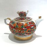 "Coq" porcelain teapot.