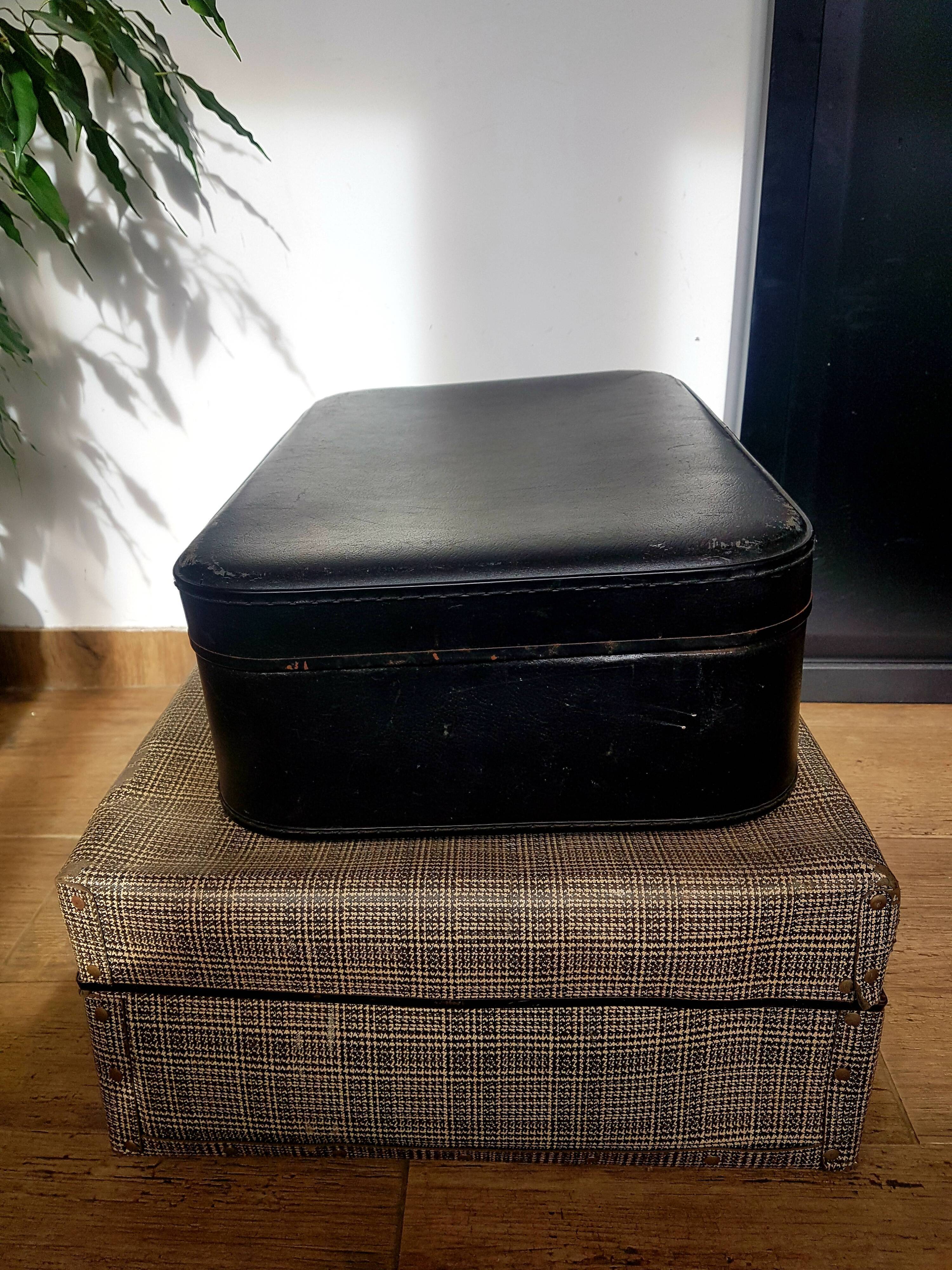 Valises décoratives années 50