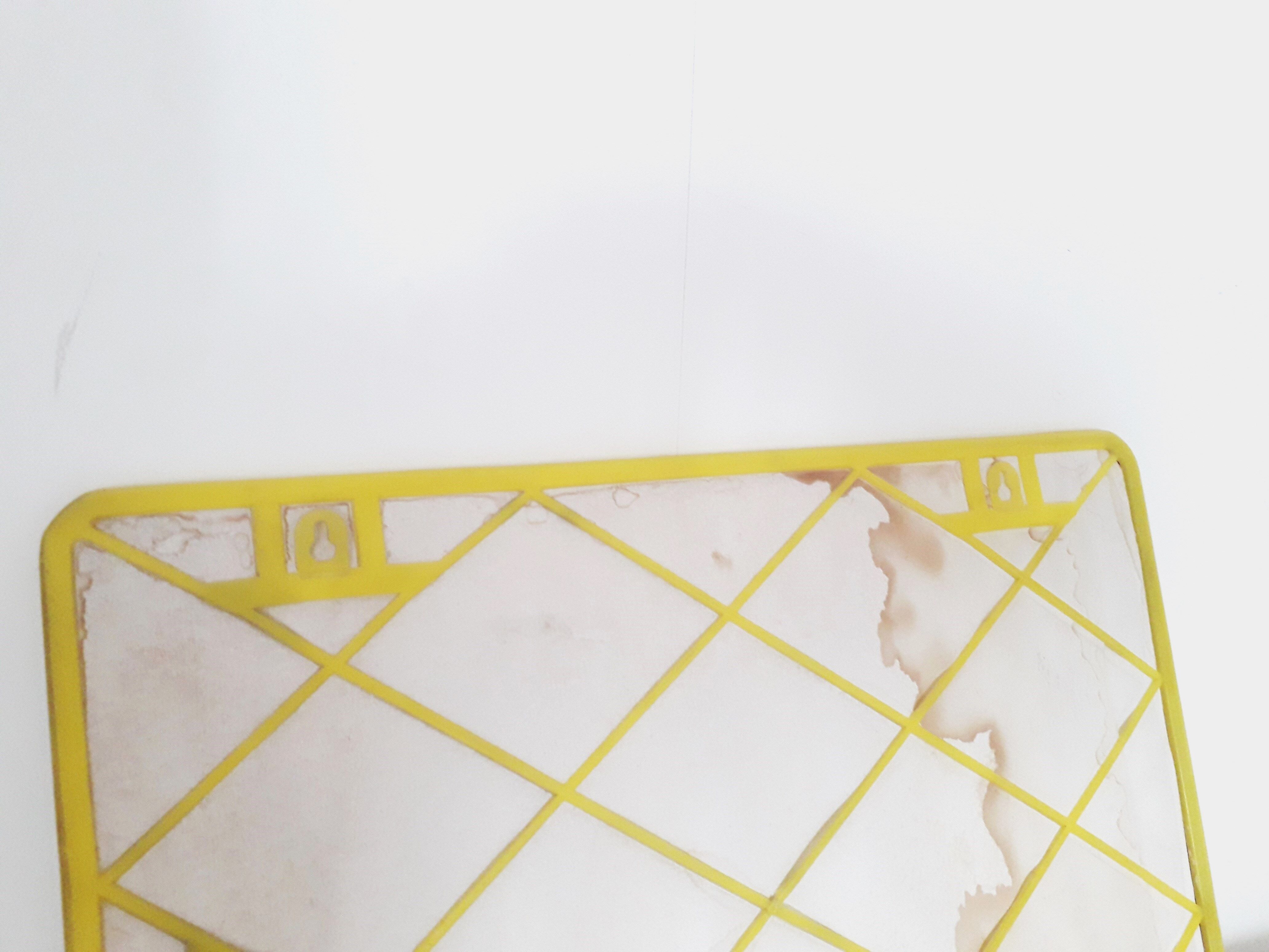 Wall-mounted barber mirror - Rectangle - yellow plastic outline - 1970 29x38cm