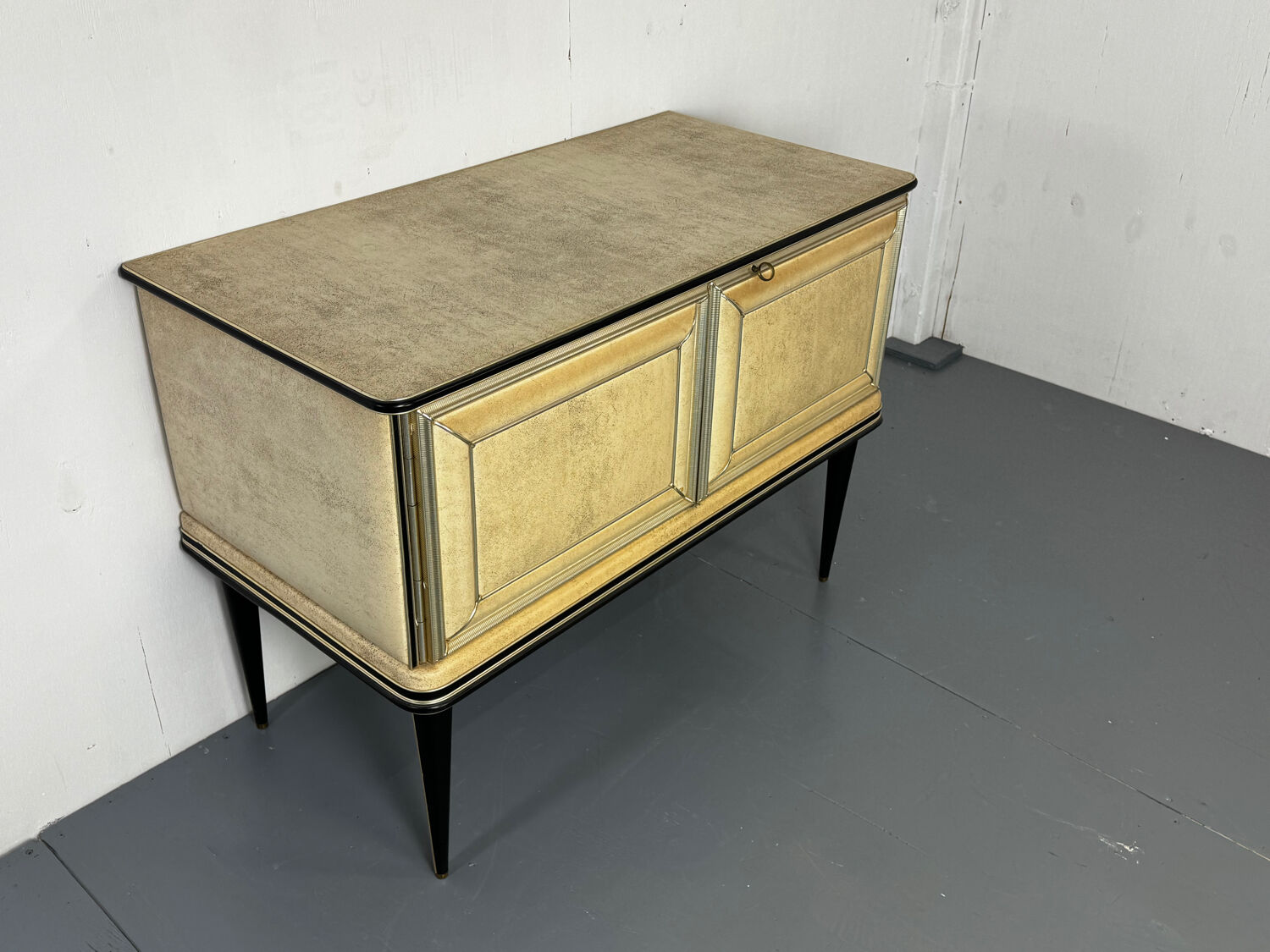 Italian vintage Mid-Century small Sideboard by Umberto Mascagni, 1950