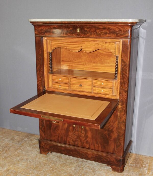 Secrétaire Charles X en Acajou et Erable début XIX