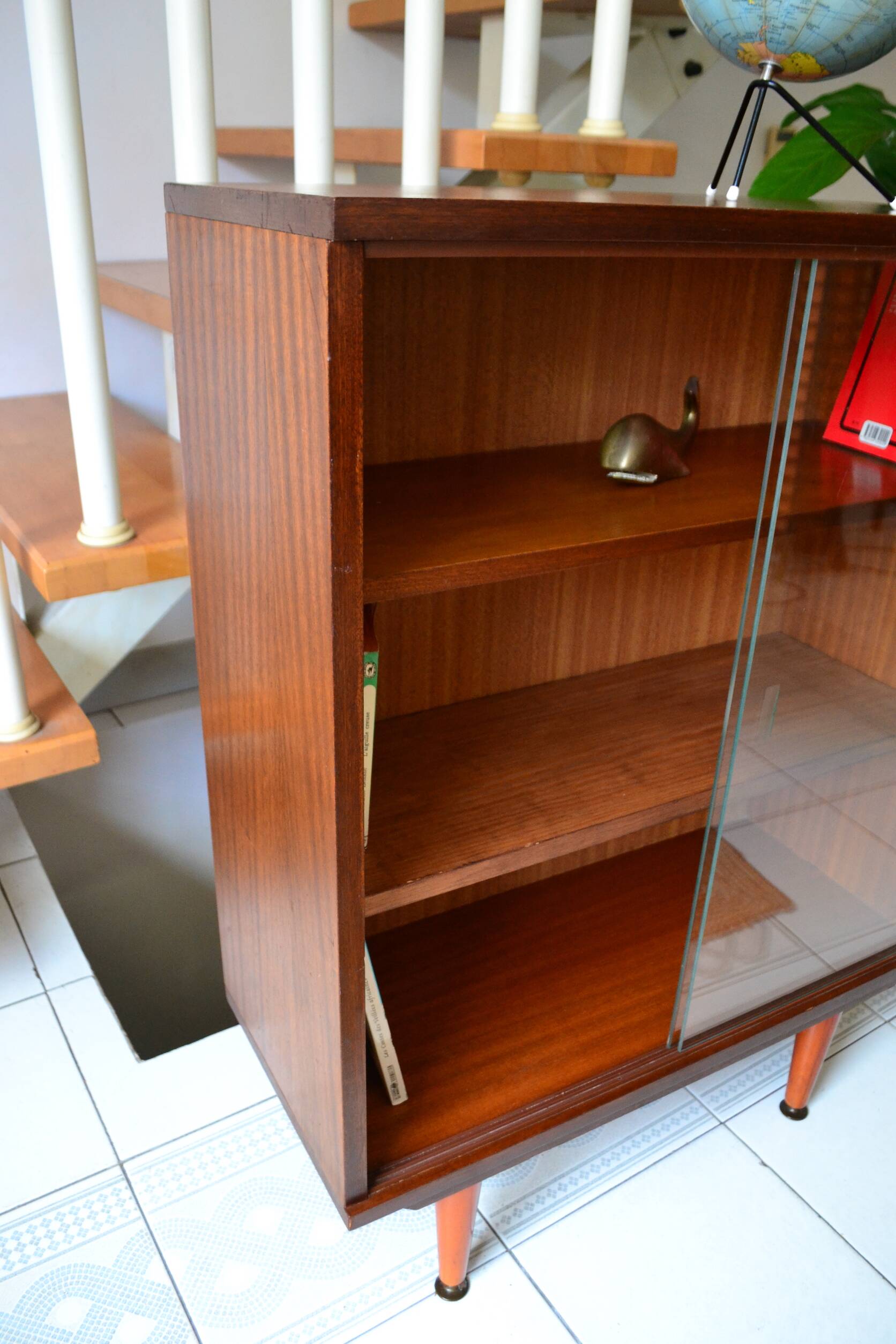 Vintage mahogany display cabinet