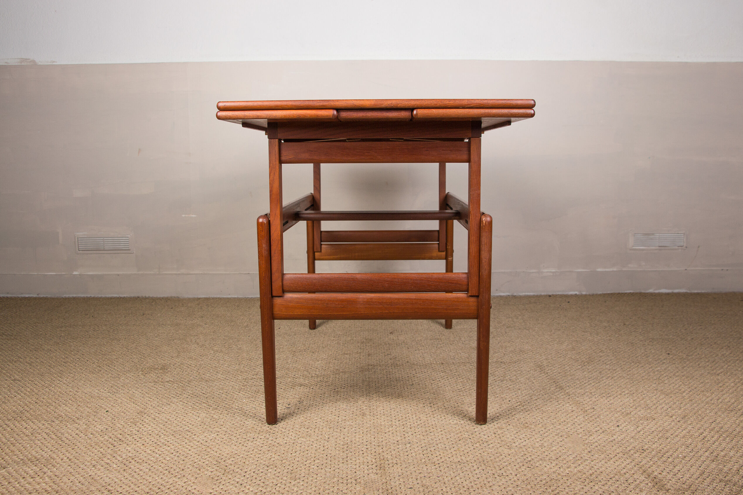 Danish teak table model "elevator" adjustable high and low, Kai Kristiansen, V.M.Mobler 1960