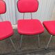 Set de 2 chaises et un tabouret vintage tissu rouge