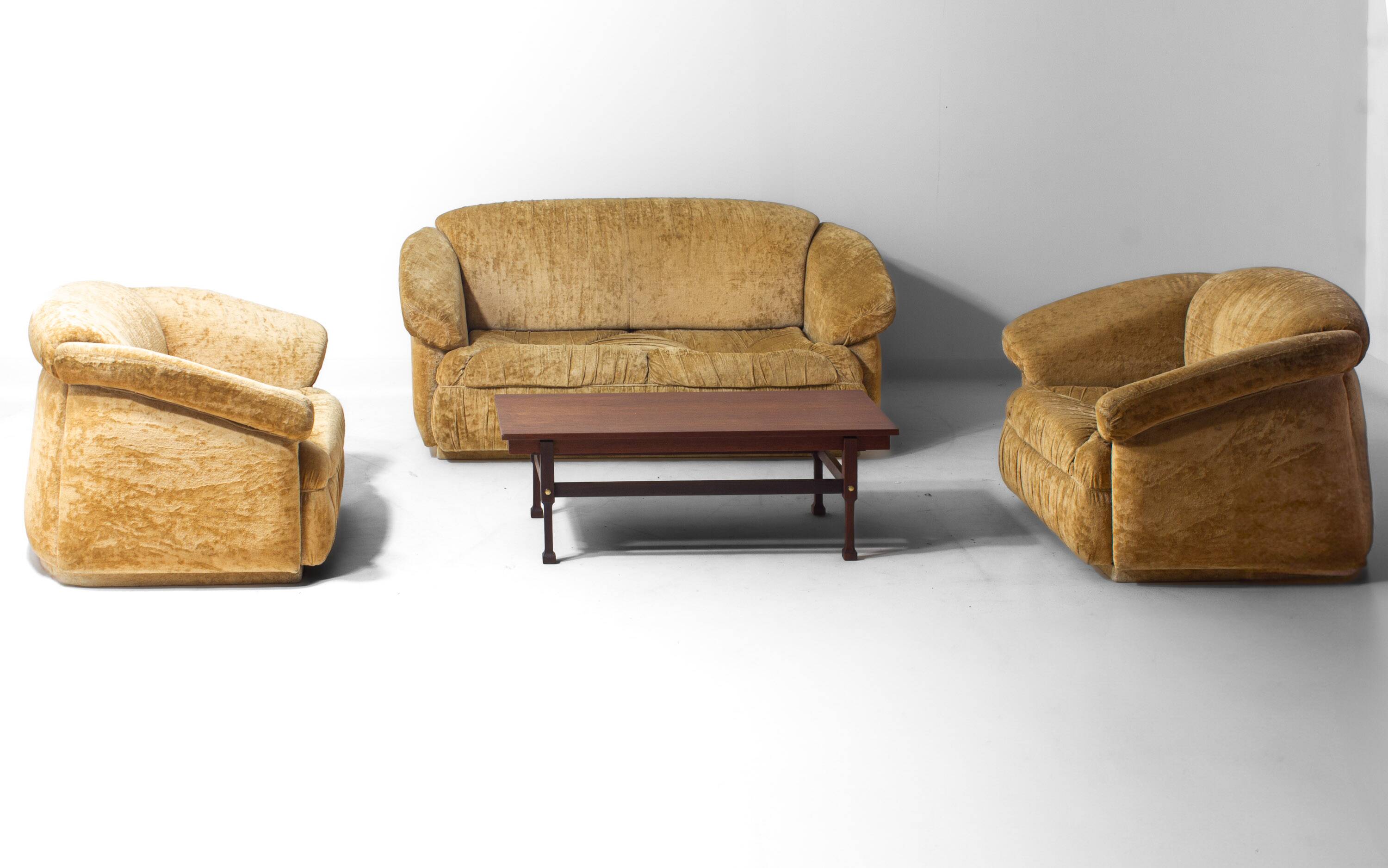 Italian two-seater sofa in beige velvet, 1970s