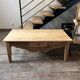 Table basse bois massif avec tiroir