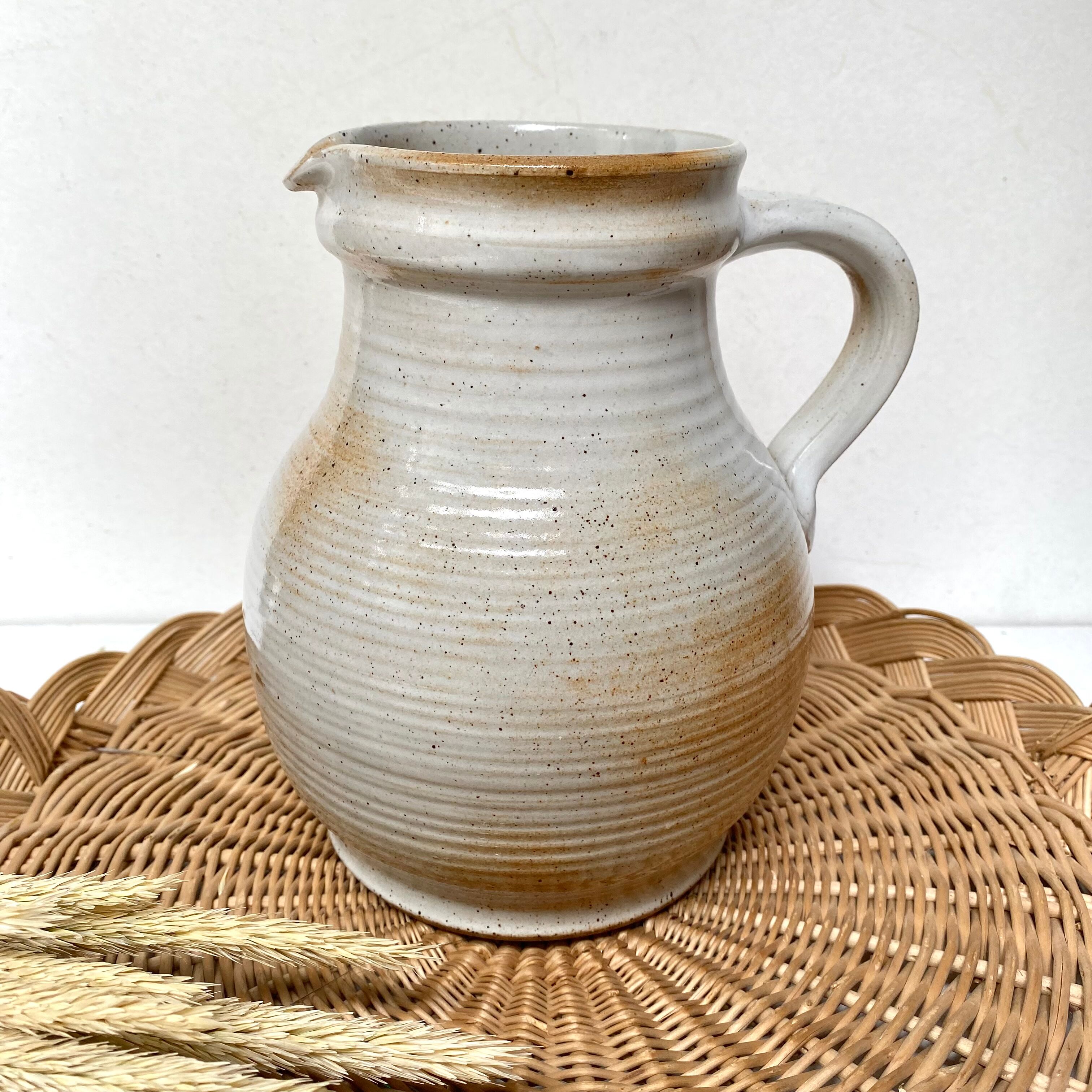 Sandstone pitcher