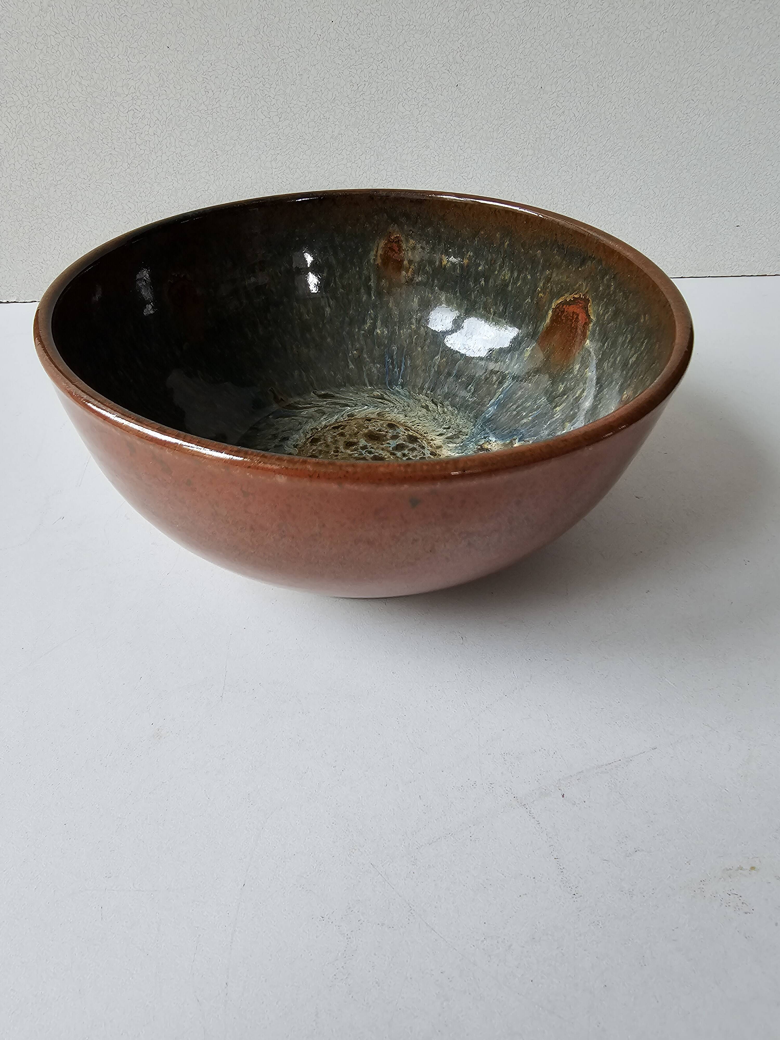 Salad bowl - Glazed ceramic bowl Signed Alésia