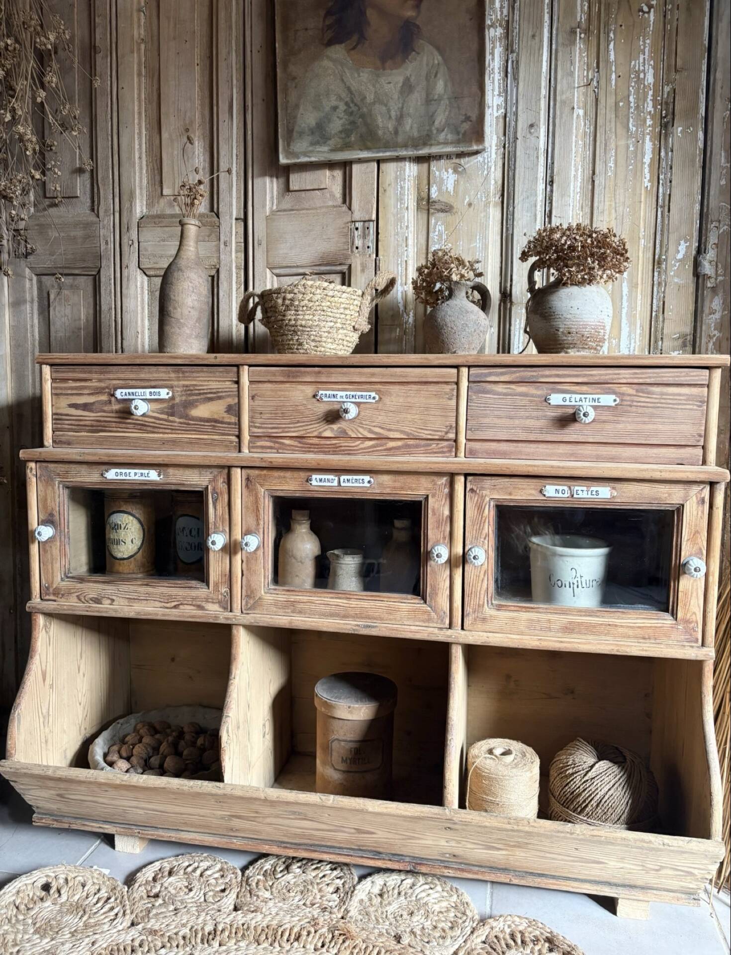 Ancien Meuble Grainetier D’épicerie – Tiroirs, Vitrines & Plaques Émai