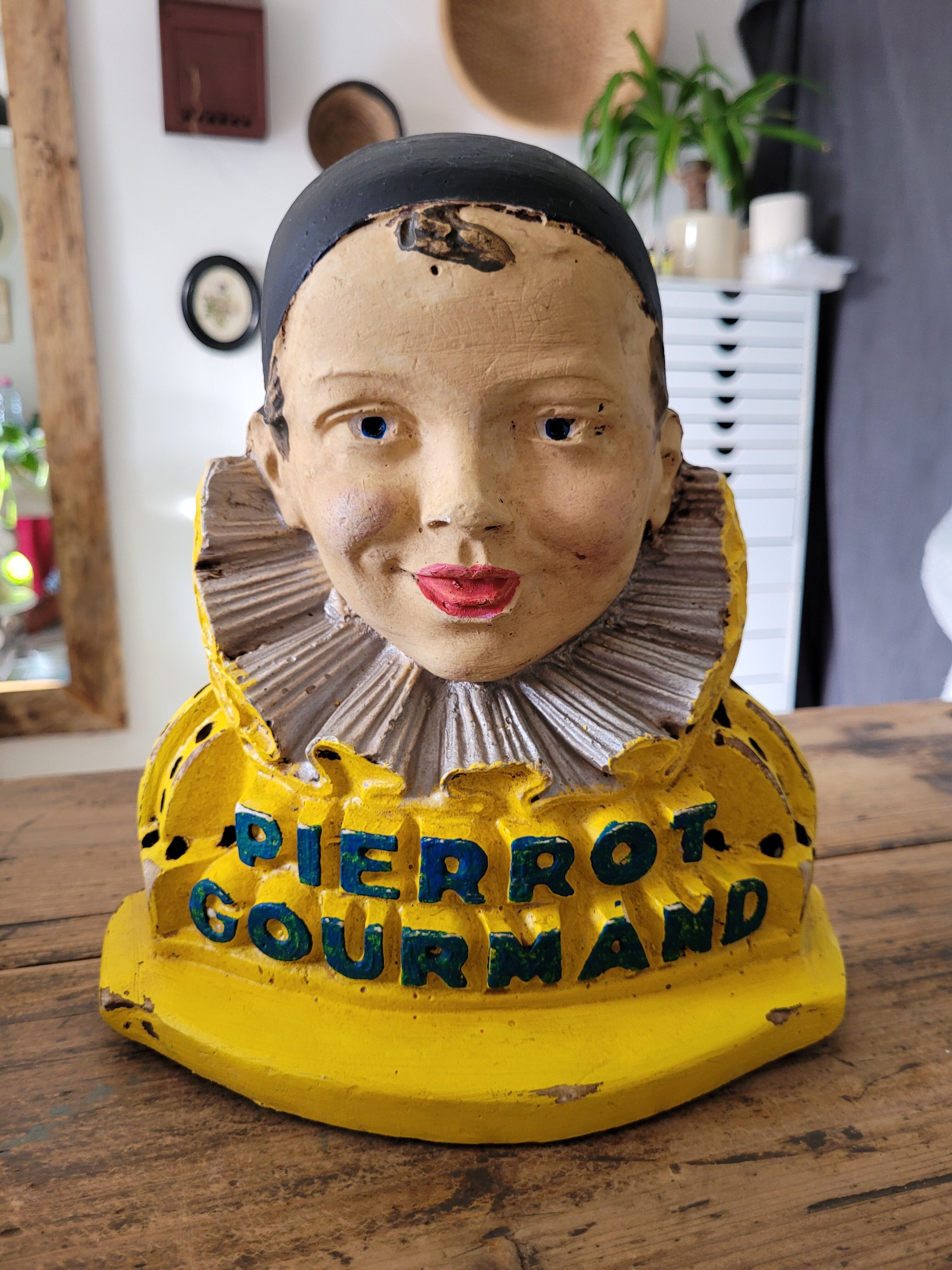 Gourmet pierrot lollipop holder