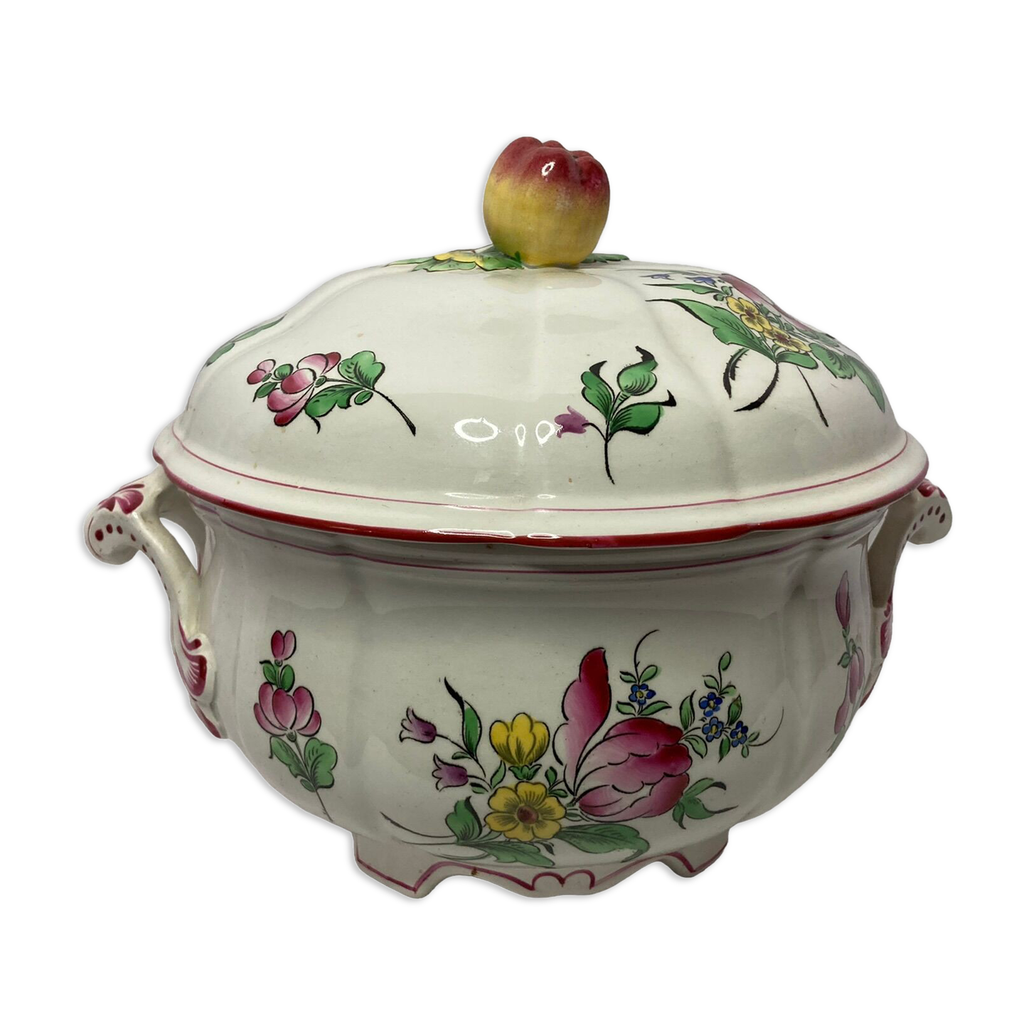 Old soup pot earthenware of the East floral decoration apple XXth