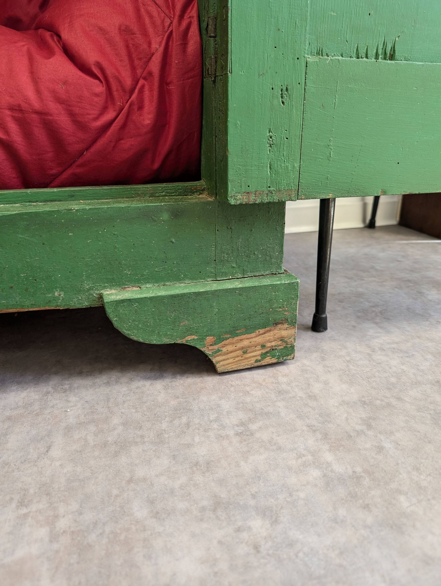 Buffet, confiturier en bois vert