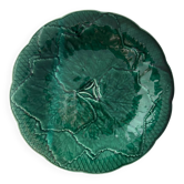 Dish in slipware with vine leaves