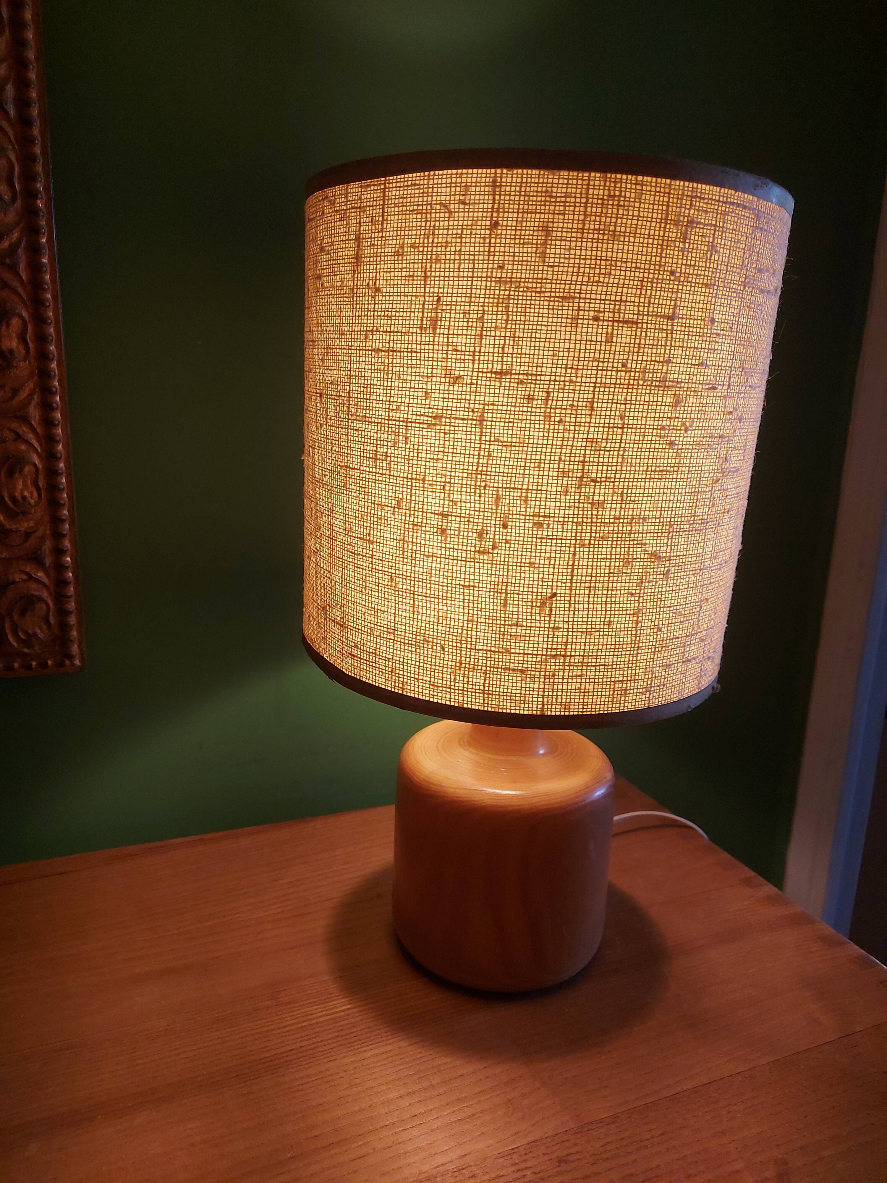 VINTAGE WOODEN TABLE LAMP